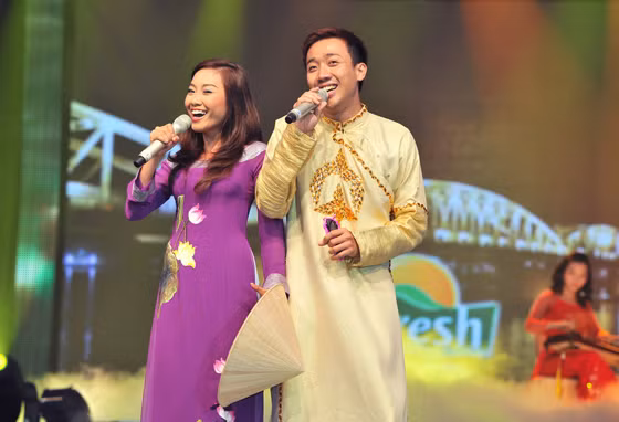 Cặp đôi Trấn Thành - Đoan Trang nhận được nhiều lời khen với phần biểu diễn Lý mười thương