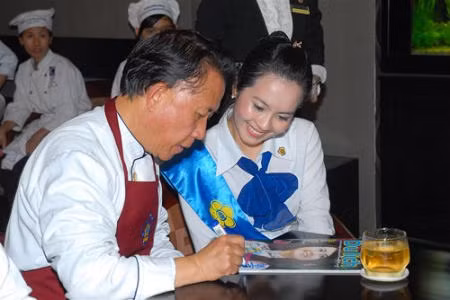 Vẻ đẹp thiên thần của những hot girl xinh, học giỏi