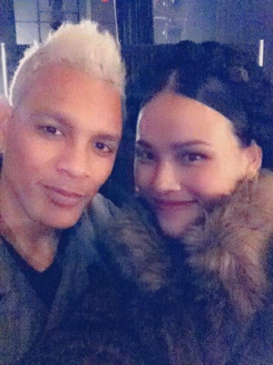 Mời độc giả cùng ngắm nhìn một số hình ảnh của Tuyết Lan và Hoàng Thùy trong BST mới của NTK Elena Vasilevsky