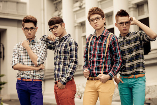 Album "I love you" vừa ra mắt dịp Valentine là sản phẩm cuối cùng hợp tác giữa VMusic và Hồ Ngọc Hà (Theo Zing) Album "I love you" vừa ra mắt dịp Valentine là sản phẩm cuối cùng hợp tác giữa VMusic và Hồ Ngọc Hà (Theo Zing)