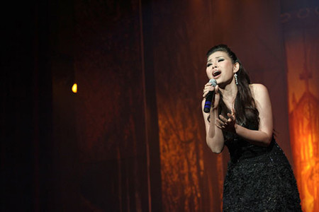 Sau thành công của đêm nhạc Nỗi nhớ muôn đời vẫn thế tại Không gian âm nhạc vừa qua, Ngọc Anh sẽ gặp gỡ khán giả TP HCM trong đêm nhạc Tạ tình, diễn ra vào 2/3 tới tại phòng trà We. (Theo Đất Việt) Sau thành công của đêm nhạc Nỗi nhớ muôn đời vẫn thế tại Không gian âm nhạc vừa qua, Ngọc Anh sẽ gặp gỡ khán giả TP HCM trong đêm nhạc Tạ tình, diễn ra vào 2/3 tới tại phòng trà We. (Theo Đất Việt)