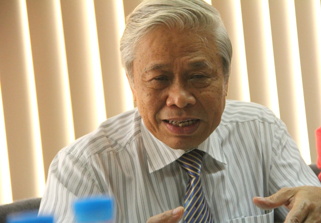 Nhà thơ Vũ Quần Phương Nhà thơ Vũ Quần Phương