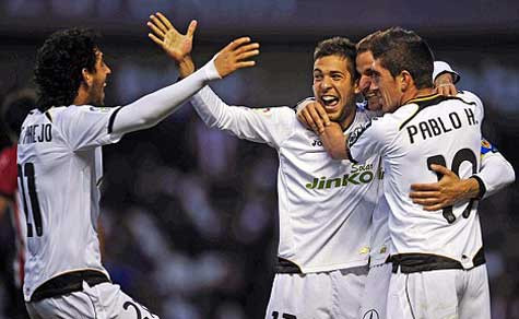 Nhưng Soldado cũng không chịu kém cạnh với một hat-trick tại La Liga