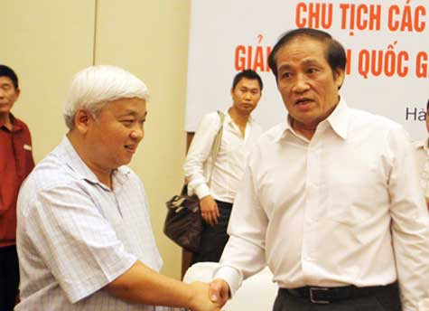 Bản thân VFF còn bao cấp thì các CLB sao có thể chuyên nghiệp hết được?