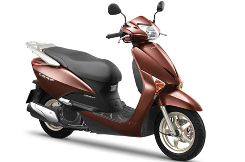 Cách đây hơn 1 năm, sự kiện Honda Việt Nam âm thầm thu hồi hàng ngàn xe Honda Lead bị lỗi bình xăng cũng từng khiến người tiêu dùng lo lắng.