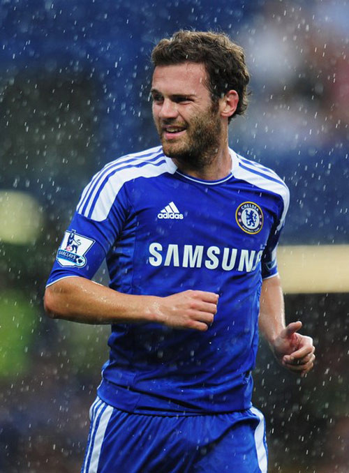 3. Juan Mata (Valencia tới Chelsea – 23 triệu bảng) 3. Juan Mata (Valencia tới Chelsea – 23 triệu bảng)