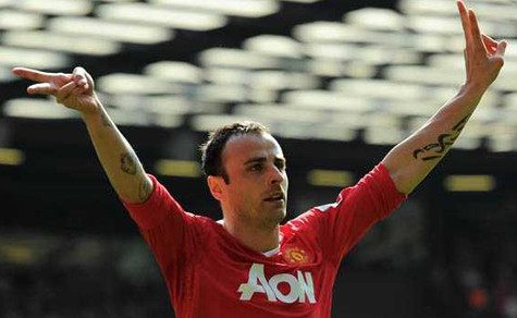 MU trả Berbatov 120.000 bảng/tuần để "sấy" ghế dự bị chăng?