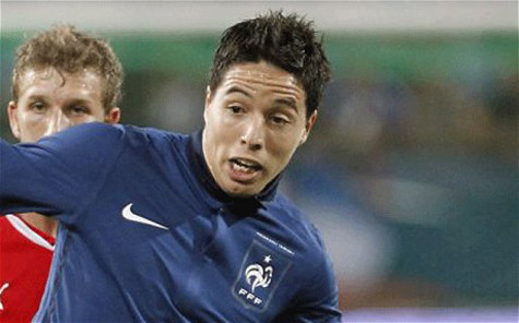 Nasri bị gãy xương bàn tay khi đang ở ĐT Pháp