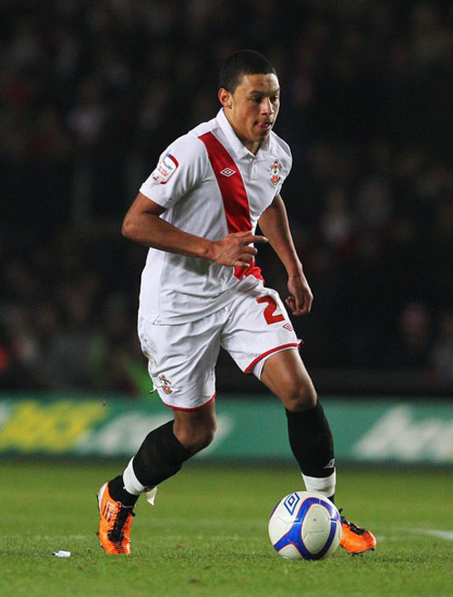 10. Alex Oxlade-Chamberlain (Southampton tới Arsenal – 12 triệu bảng) 10. Alex Oxlade-Chamberlain (Southampton tới Arsenal – 12 triệu bảng)