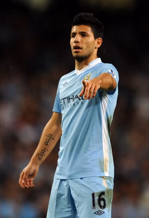 1. Sergio Aguero (Atletico tới Man City – 39,6 triệu bảng)