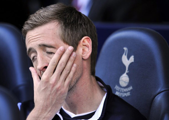 9. Peter Crouch (Tottenham tới Stoke, 10 triệu bảng) 9. Peter Crouch (Tottenham tới Stoke, 10 triệu bảng)