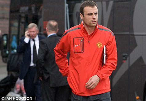 Mẹ Berbatov suýt bị bắt cóc Mẹ Berbatov suýt bị bắt cóc