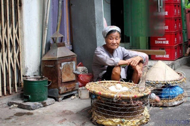 Bán hàng ở chợ