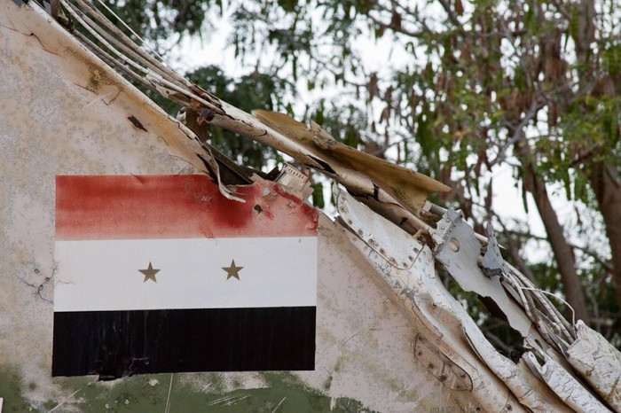 Đuôi máy bay chiến đấu Su-7 của Ai Cập, bị bắn rơi ngày 6 tháng 10 năm 1973, ngày đầu tiên của cuộc chiến tranh Yom Kippur Đuôi máy bay chiến đấu Su-7 của Ai Cập, bị bắn rơi ngày 6 tháng 10 năm 1973, ngày đầu tiên của cuộc chiến tranh Yom Kippur