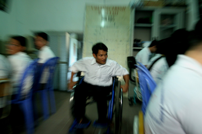 Thầy đam mê, trò tinh nghịch khờ khạo, nhưng rồi các em cũng biết làm nhiều việc đơn giản trên máy tính. Thầy đam mê, trò tinh nghịch khờ khạo, nhưng rồi các em cũng biết làm nhiều việc đơn giản trên máy tính.