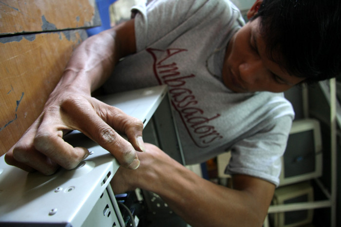 “ước mơ của em đã thành hiện thực từ đôi tay thiên thần” - Sô Phiếc bảo vậy. “ước mơ của em đã thành hiện thực từ đôi tay thiên thần” - Sô Phiếc bảo vậy.