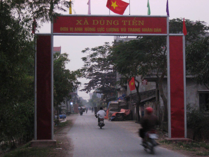 Không chỉ người dân trong xã, cùng huyện là chủ nợ của Ngừng mà còn nhiều chủ nợ khác là người địa phương khác Không chỉ người dân trong xã, cùng huyện là chủ nợ của Ngừng mà còn nhiều chủ nợ khác là người địa phương khác