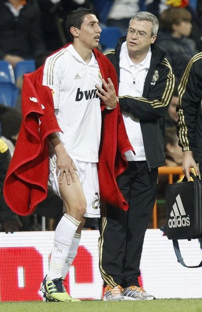 Khi tiền vệ Di Maria không thể thi đấu do tái phát chấn thương. Khi tiền vệ Di Maria không thể thi đấu do tái phát chấn thương.