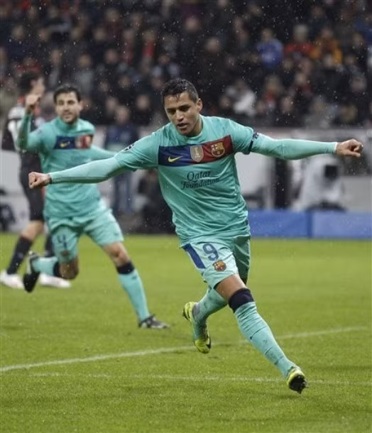 Trong hoàn cảnh khó khăn, A.Sanchez lại tỏa sáng.