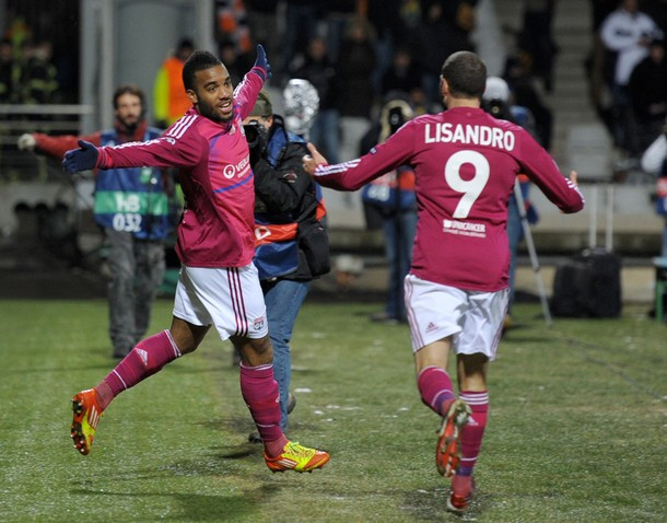 Buộc phải chịu bàn thua từ sự xuất sắc của tiền đạo Alexandre Lacazette. Buộc phải chịu bàn thua từ sự xuất sắc của tiền đạo Alexandre Lacazette.