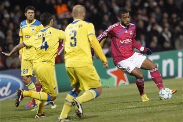 Phong tỏa, nhưng...