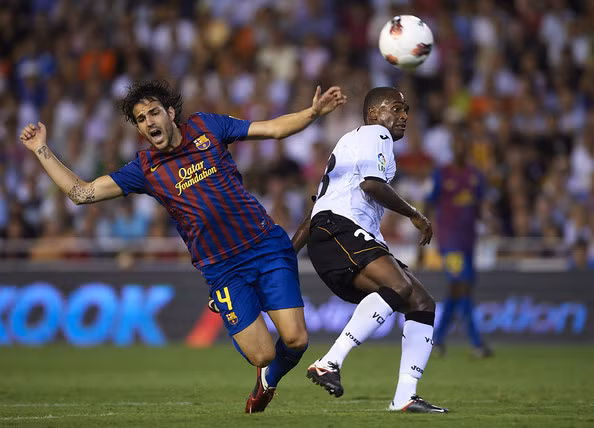 Valencia chưa bao giờ là đối thủ dễ chơi của Barca cả.