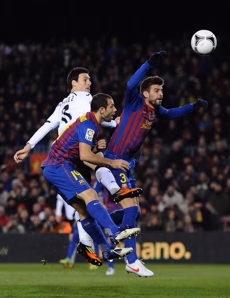 Nhưng Barca có sự trở lại của Pique.