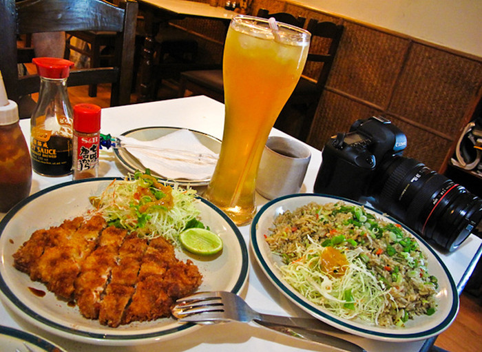 Nhiều khách du lịch phàn nàn rằng họ đã rất buồn, thất vọng khi sang du lịch ở VN vì phải trả tiền cho các bữa ăn với giá như họ đang ăn tại nhà hàng ở châu Âu.