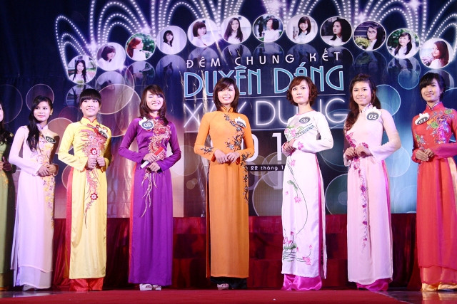 Đêm Chung kết “Duyên dáng xây dựng” có sự góp mặt của 11 thí sinh Đêm Chung kết “Duyên dáng xây dựng” có sự góp mặt của 11 thí sinh