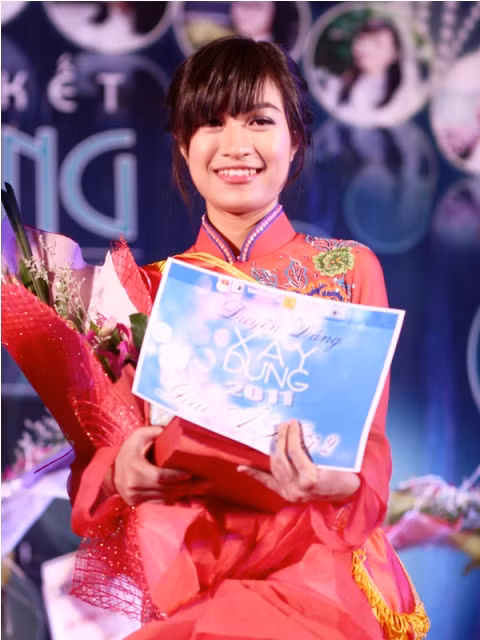 Á khôi 2: Lê Hồng Ngọc Á khôi 2: Lê Hồng Ngọc