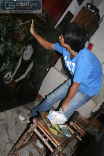 Con trai ông Tuấn là anh Mão cũng mang hình hài như bố nhưng anh luôn chứng minh mình là người "tàn nhưng không phế" Con trai ông Tuấn là anh Mão cũng mang hình hài như bố nhưng anh luôn chứng minh mình là người "tàn nhưng không phế"