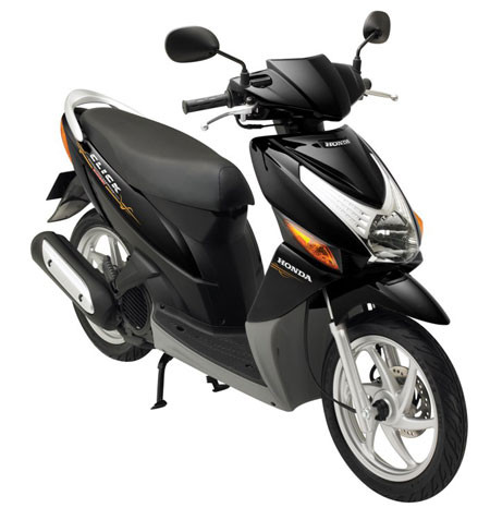 Honda Click mang đến cho người sử dụng sự tiện lợi tối ưu, phong cách thời trang đặc sắc và lôi cuốn. Phái đẹp sẽ tự tin và thoải mái với thiết kế sành điệu, ấn tượng cùng màu sắc hiện đại bao gồm đen huyền bí, trắng tinh khiết và đỏ kiêu sa. Honda Click mang đến cho người sử dụng sự tiện lợi tối ưu, phong cách thời trang đặc sắc và lôi cuốn. Phái đẹp sẽ tự tin và thoải mái với thiết kế sành điệu, ấn tượng cùng màu sắc hiện đại bao gồm đen huyền bí, trắng tinh khiết và đỏ kiêu sa.