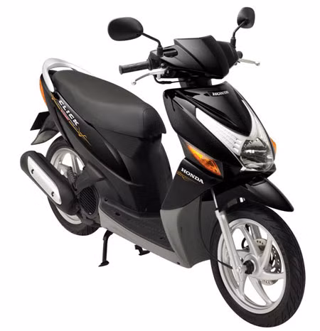 Honda Click mang đến cho người sử dụng sự tiện lợi tối ưu, phong cách thời trang đặc sắc và lôi cuốn. Phái đẹp sẽ tự tin và thoải mái với thiết kế sành điệu, ấn tượng cùng màu sắc hiện đại bao gồm đen huyền bí, trắng tinh khiết và đỏ kiêu sa. Honda Click mang đến cho người sử dụng sự tiện lợi tối ưu, phong cách thời trang đặc sắc và lôi cuốn. Phái đẹp sẽ tự tin và thoải mái với thiết kế sành điệu, ấn tượng cùng màu sắc hiện đại bao gồm đen huyền bí, trắng tinh khiết và đỏ kiêu sa.