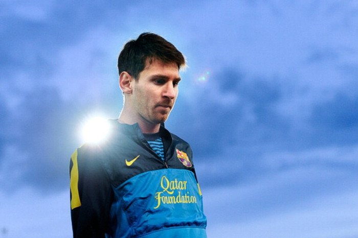 Giải thưởng Cầu thủ xuất sắc nhất La Liga mùa giải 2011-12 được bầu chọn bởi các cầu thủ và huấn luyện viên đang thi đấu và làm việc ở hai giải đấu cao nhất trong hệ thống thi đấu chuyên nghiệp của bóng đá Tây Ban Nha (La Liga & Segunda). Và bất chấp việc Barcelona không giành chức vô địch La Liga, thành tích ghi bàn của Lionel Messi đủ để anh nhận giải thưởng Cầu thủ xuất sắc nhất. Giải thưởng Cầu thủ xuất sắc nhất La Liga mùa giải 2011-12 được bầu chọn bởi các cầu thủ và huấn luyện viên đang thi đấu và làm việc ở hai giải đấu cao nhất trong hệ thống thi đấu chuyên nghiệp của bóng đá Tây Ban Nha (La Liga & Segunda). Và bất chấp việc Barcelona không giành chức vô địch La Liga, thành tích ghi bàn của Lionel Messi đủ để anh nhận giải thưởng Cầu thủ xuất sắc nhất.