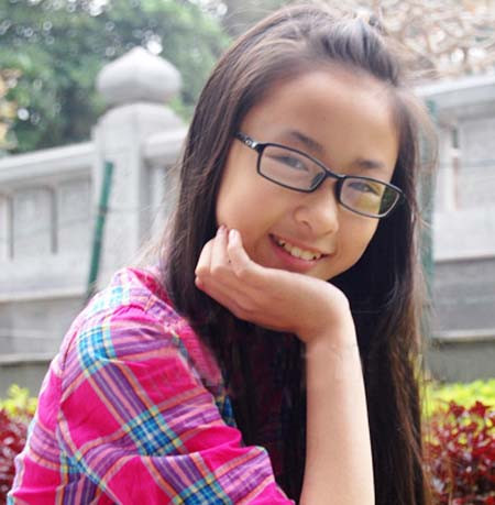 "Được thể hiện nhiều tính cách nhân vật là một công việc thú vị và nó đã giữ chân tớ theo nghiệp diễn đến giờ", Hoài Linh trả lời trên Kenh14.vn. Ngoài bộ phim Tâm hồn mẹ, Hoài Linh còn tham gia một số bộ phim truyền hình: Lều chõng, Lý Công Uẩn – Đường tới Thăng Long, Thiên mệnh anh hùng... "Được thể hiện nhiều tính cách nhân vật là một công việc thú vị và nó đã giữ chân tớ theo nghiệp diễn đến giờ", Hoài Linh trả lời trên Kenh14.vn. Ngoài bộ phim Tâm hồn mẹ, Hoài Linh còn tham gia một số bộ phim truyền hình: Lều chõng, Lý Công Uẩn – Đường tới Thăng Long, Thiên mệnh anh hùng...