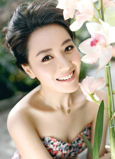 Người đẹp "Thần thoại" Bạch Băng tốt nghiệp Đại Học Tây Bắc.