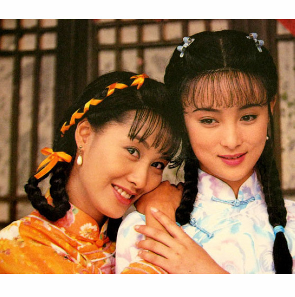 Ngọc nữ của Quỳnh Dao, Tưởng Cần Cần.