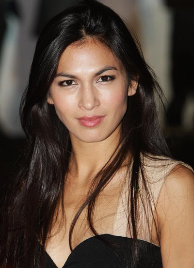 Elodie Yung tuy đơn giản nhưng cho mọi người cảm nhận được một vẻ đẹp tự nhiên thanh tú đầy sức cuốn hút với mái tóc mềm đẹp. Elodie Yung tuy đơn giản nhưng cho mọi người cảm nhận được một vẻ đẹp tự nhiên thanh tú đầy sức cuốn hút với mái tóc mềm đẹp.
