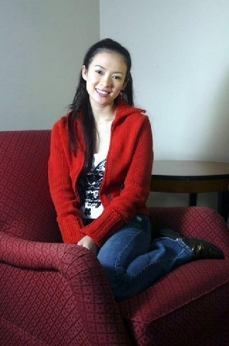 Khi mới vào nghề, vẻ đẹp của Chương Tử Di chưa được đằm thắm, quyến rũ như hiện nay.