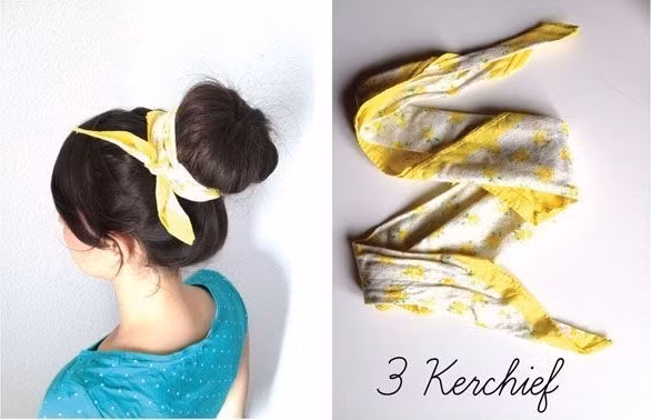 Dùng một chiếc khăn hoa màu vàng cột thắt một bên.