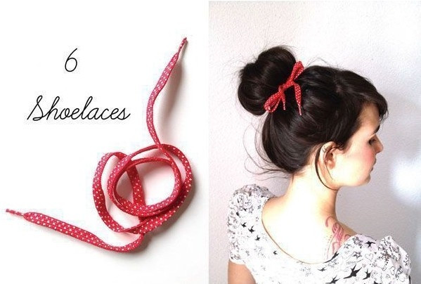 Hoặc chỉ cần một chiếc dây nhỏ cũng giúp kiểu tóc được đẹp hơn. Chúc bạn thành công.