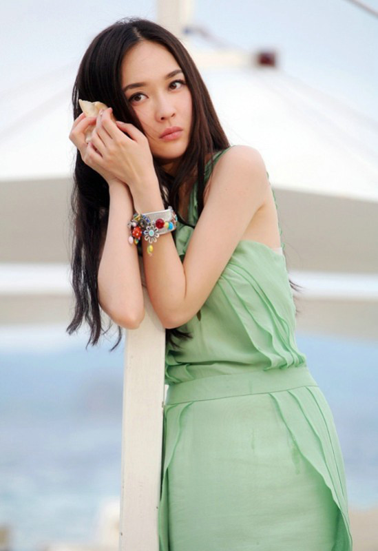 Người đẹp mang vẻ đẹp thuần chất Á Đông nhất màn ảnh nhỏ Hoa ngữ, Hoắc Tư Yến.