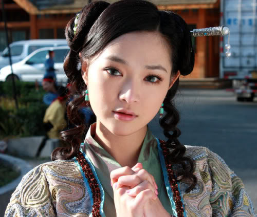 Hà Trác Ngôn, gương mặt quen thuộc với mọi người qua bộ phim "Tân lộc đỉnh ký". Hà Trác Ngôn, gương mặt quen thuộc với mọi người qua bộ phim "Tân lộc đỉnh ký".