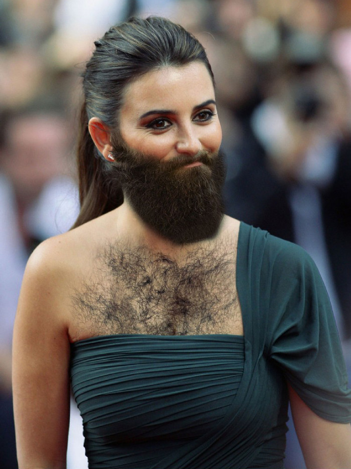 Sau photoshop, Penelope Cruz trở thành một chàng đầy "lông lá".