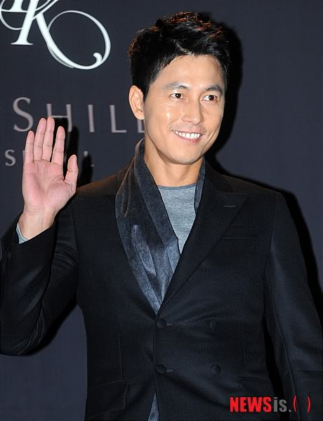 Ngôi sao 39 tuổi Jung Woo Sung, vẻ đẹp nam tính hoàn hảo của màn ảnh Hàn.