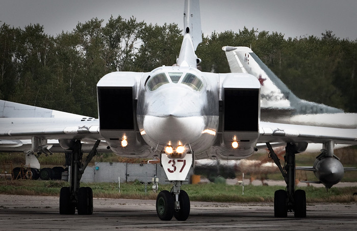 Tu-22M3 chuẩn bị cất cánh. Tu-22M3 chuẩn bị cất cánh.