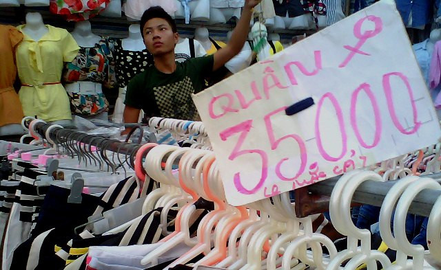 Quần nữ... Quần nữ...