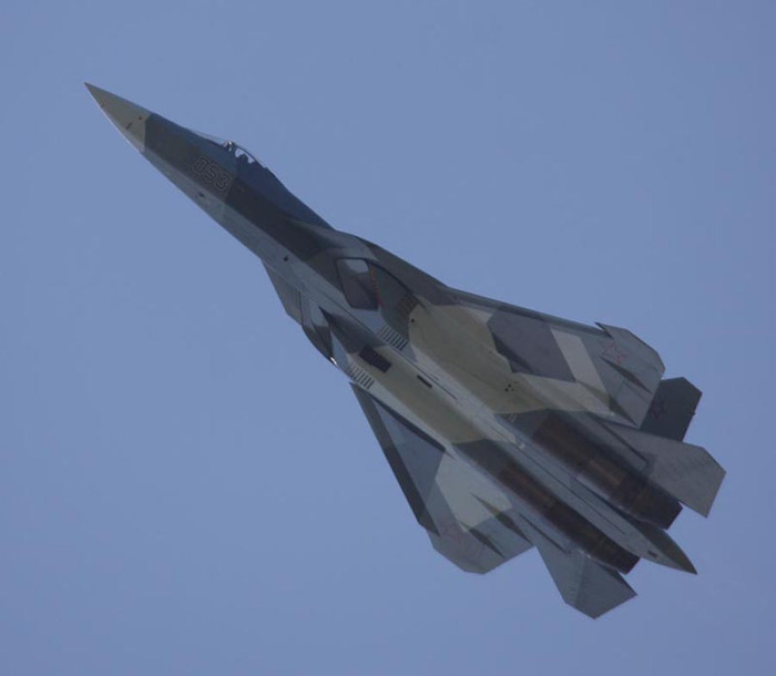 Lần đầu tiên nguyên mẫu máy bay PAK FA (Tổ hợp Hàng không Tương lai cho Không quân Chiến thuật) T-50 thứ 3 được thử nghiệm bay trên không là vào ngày 22 tháng 11 năm 2012 tại sân bay Komsomolsk-on-Amur ở vùng Viễn Đông.