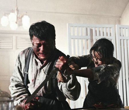 Thành Long cho biết: “Hoàng Hưng không chỉ là một nhà lãnh đạo kiệt xuất nơi chiến trường mà còn là một người tình đầy lãng mạn trong cuộc sống đời thường. Và chính điều đó đã thu hút tôi”. Một câu chuyện tình yêu cảm động trên nền cuộc chiến vì chính nghĩa đẫm máu đã làm tăng tính nhân văn của Cách mạng Tân Hợi. Thành Long cho biết: “Hoàng Hưng không chỉ là một nhà lãnh đạo kiệt xuất nơi chiến trường mà còn là một người tình đầy lãng mạn trong cuộc sống đời thường. Và chính điều đó đã thu hút tôi”. Một câu chuyện tình yêu cảm động trên nền cuộc chiến vì chính nghĩa đẫm máu đã làm tăng tính nhân văn của Cách mạng Tân Hợi.