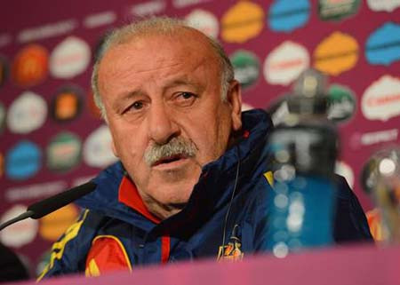 "Chúng tôi sẽ chơi với 3 tiền đạo."